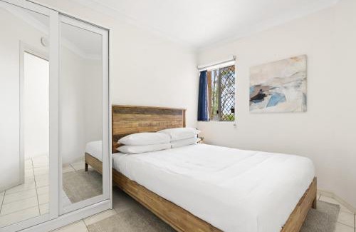 Bridgeman Downs Apartamento | Chic 1-Bed Escape with Parking Bridgeman Downs