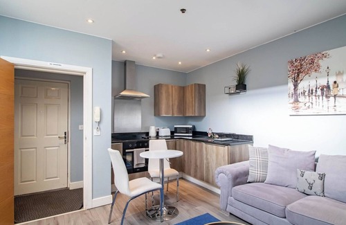 Sheffield Apartamento | Chic 1BR Loft in Kelham Island | Walk to Pubs & Cafés