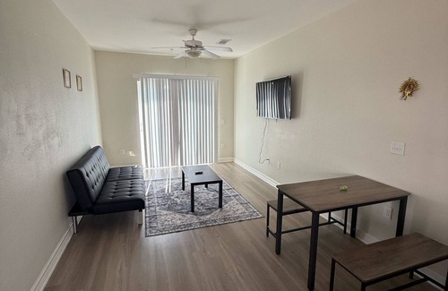 North Buttercup Creek Apartamento | Chic 1-bedroom apartment in brilliant Cedar Park with fitness room, WiFi
