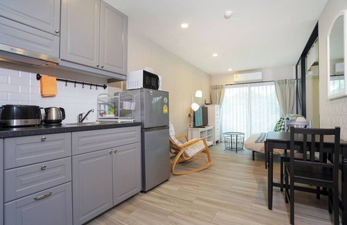 Sa Khu Apartamento | Chic 1-bedroom apartment 250M. to Nai Yang Beach with fitness room, WiFi