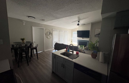 Lake Highlands Apartamento | Chic 1-bedroom apartment with AC, WiFi in awesome Dallas