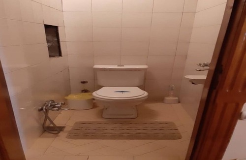 Nasimi Apartamento | Chic 1-bedroom apartment with WiFi, AC in fabulous Baku