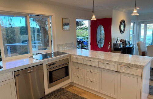 Sausalito Apartamento | Chic 1-bedroom corporate apartment in superb Sausalito with WiFi