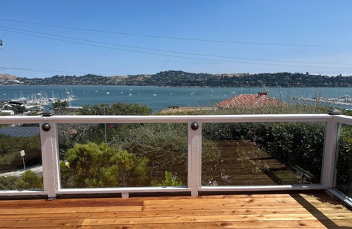 Sausalito Apartamento | Chic 1-bedroom corporate apartment in superb Sausalito with WiFi
