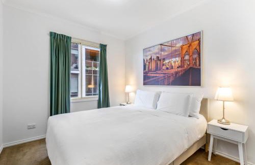 Windsor Apartamento | Chic 2-Bed Apartment near Albert Park & Chapel St