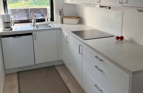 Sandnes Apartamento | Chic 2-bedroom apartment with WiFi, superb Rogaland, one hour to the pulpitrock