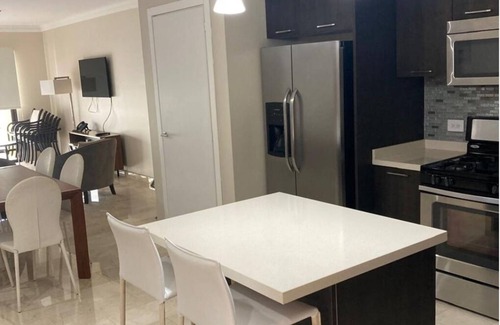 Palm Beach Apartamento | Chic 2-bedroom apartment in the heart of Palm Beach