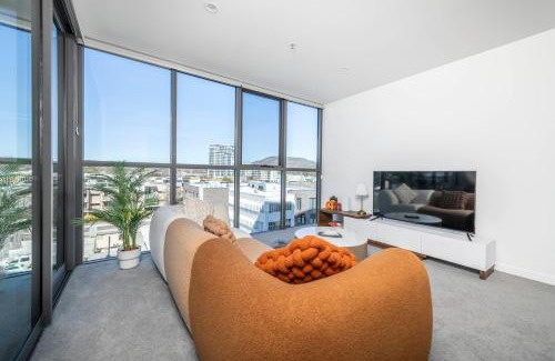 Phillip Apartamento | Chic 2 Bedroom Escape with Premium Amenities