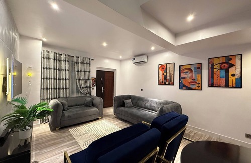 Ofin Apartamento | Chic 2-Bedroom Maisonette in Lekki