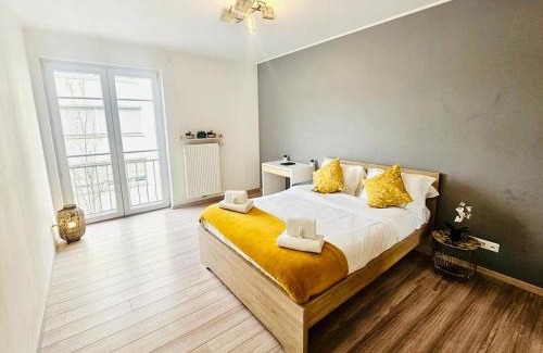 Gare Apartamento | Chic 2BR easy access to the train station-2b