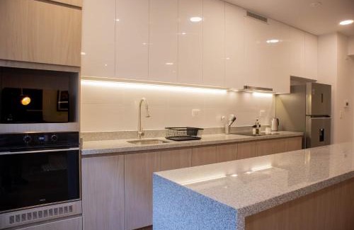 Armendariz Apartamento | Chic 2BR Indoor Terrace in Miraflores