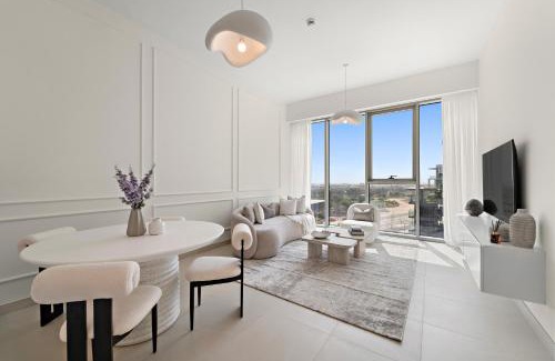 Al Safa Apartamento | Chic 2BR plus Maid in Jumeirah Vicinity