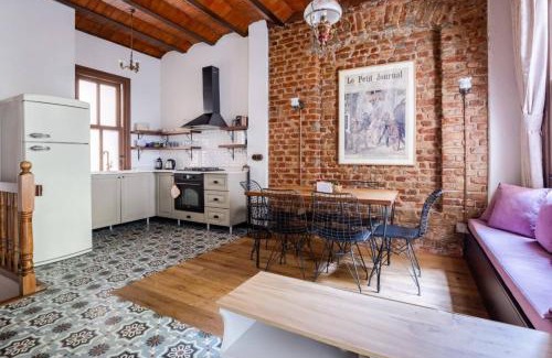 Cihangir Casa | Chic 2br Retreat House - Heart Of Cihangir! #394