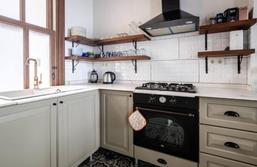 Cihangir Casa | Chic 2br Retreat House - Heart Of Cihangir! #394