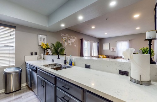 Los Angeles Casa | Chic 3-tier escape with patio in gated community - near LAX, SoFi Stadium, DTLA