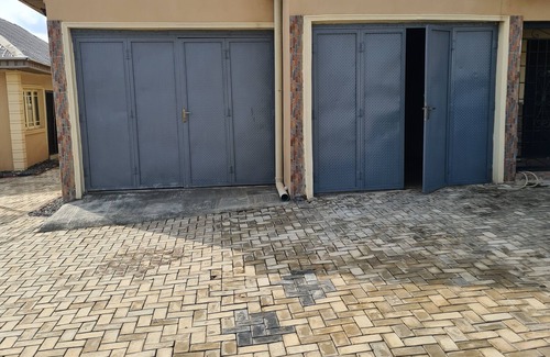 Ibadan Casa | Chic 4 Bed Bungalow Oluyole Akala Express Ibadan