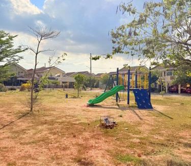 Calumpit Casa | Chic 4BR 15 Pax Euro-Inspired Home, Malolos