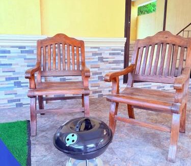 Calumpit Casa | Chic 4BR 15 Pax Euro-Inspired Home, Malolos