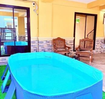 Calumpit Casa | Chic 4BR 15 Pax Euro-Inspired Home, Malolos