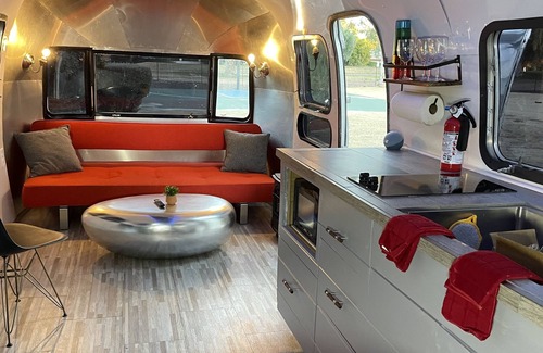 Paradise Valley Village Casa | Chic Airstream on a 1 acre lot on the golf course in Scottsdale