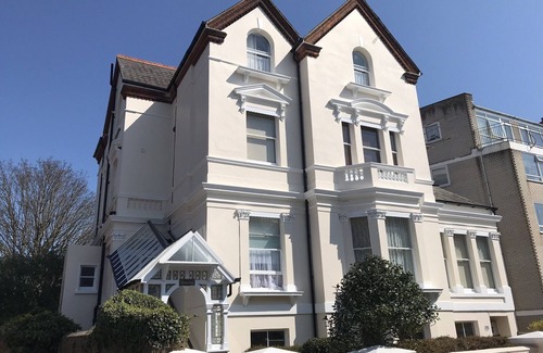 Eastbourne Seafront Apartamento | Thorne Lodge - elegante y céntrico apartamento en el primer piso