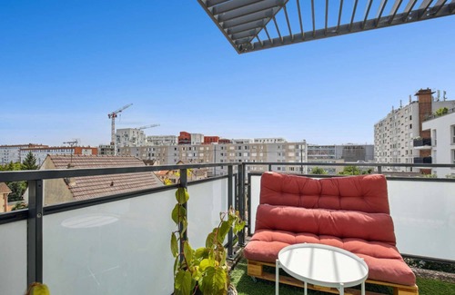 Bezons Apartamento | Chic and comfortable apart with Parking and balcony