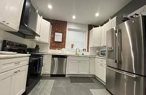 Allentown Apartamento | Chic and Cozy 2-Bedroom Retreat