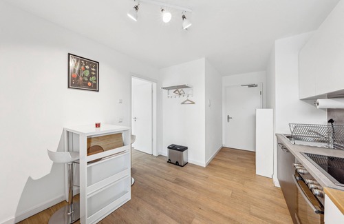 Wildau Apartamento | Chic and modern home in new building with 2 balconies