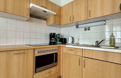 European Quarter Apartamento | Chic & quiet 2 minutes from the European Parliament