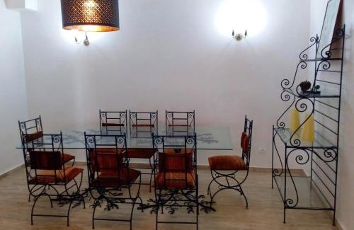 Ain Diab Apartamento | Chic Apartment in Casablanca with Shared Pool - 100 sqm