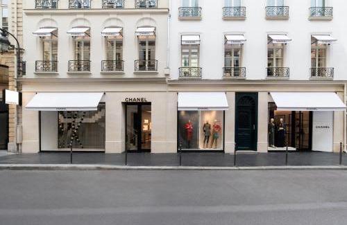 Madeleine Apartamento | Chic Apartment on the famous shopping Rue du Faubourg Saint-Honoré street