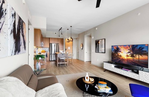 Flagler Village Apartamento | Chic 2BR Downtown Fort Lauderdale Apt w/ Pool