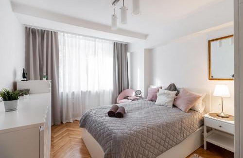 Muranow Apartamento | Chic Apartments - Stare Miasto - Cozy and Stylish - Anielewicza