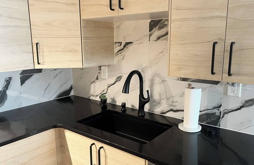 Atlanta Apartamento | Chic Basement Suite ATL - Private Entrance & Free Charge and Park