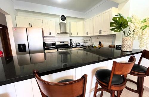 Playa Bibijagua Apartamento | Chic Beach Apartment - 3 min to Beach