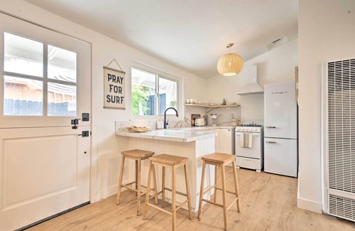 Pierpont Bay Cabaña | Chic & Central Ventura Home - Walk to Beach!