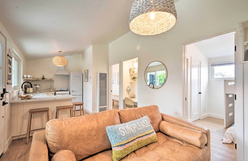 Pierpont Bay Cabaña | Chic & Central Ventura Home - Walk to Beach!
