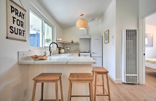 Pierpont Bay Cabaña | Chic & Central Ventura Home - Walk to Beach!