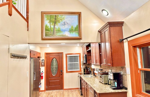 Montague Chalet De Esquí | ★Chic Chalet River Views & Access★