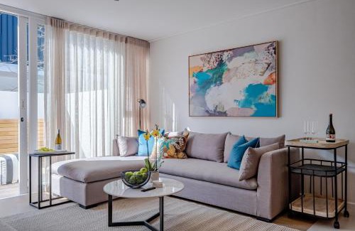 Hermanus City-Centre Apartamento | Chic Coastal Hideaway