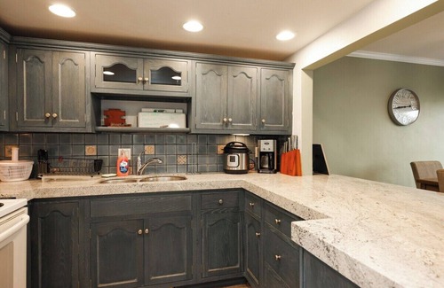 Cortez Hill Apartamento | Chic Condo Steps from Petco Park