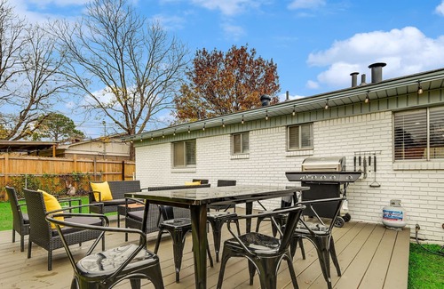 North Richland Hills Casa | Chic & Cozy Bungalow | Pool, Grill, Laundry
