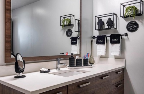 Downtown Dallas Apartamento | Chic Downtown Industrial loft