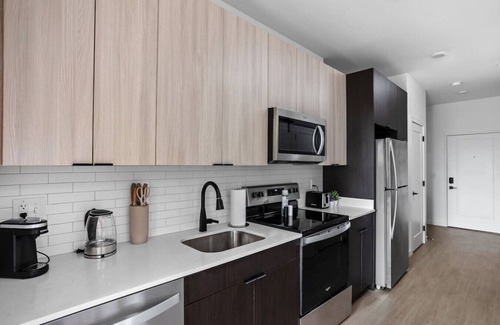 Mile Square Apartamento | Chic Downtown Indy Escape