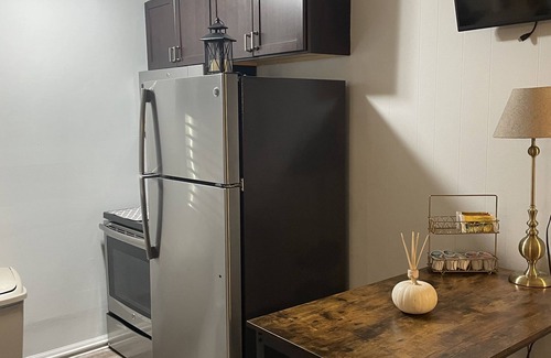 Melrose Apartamento | Chic Downtown Studio - Convenient to Broadway!