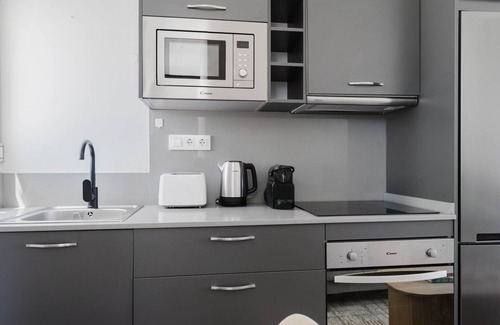 El Ejido Apartamento | Chic El Ejido 1BR w/ Elevator, near Shops, by Blueground