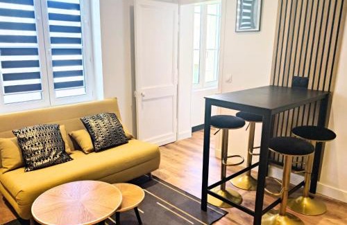 Lisieux Apartamento | CHIC & ELEGANT - Au Coeur de la Ville Historique