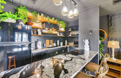 Holiday Beach Condominio | Chic & Elevated Decor: Beachfront PCB Gem w/ Patio