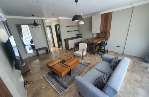 Karakum Casa | Chic Flat w Pool 5 min to Beach in Kyrenia