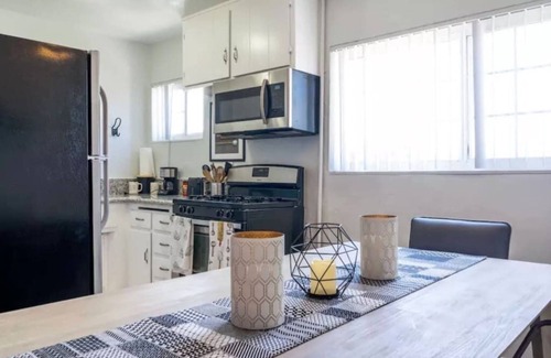 Imperial Beach Condominio | Chic Getaway Right on the Beach